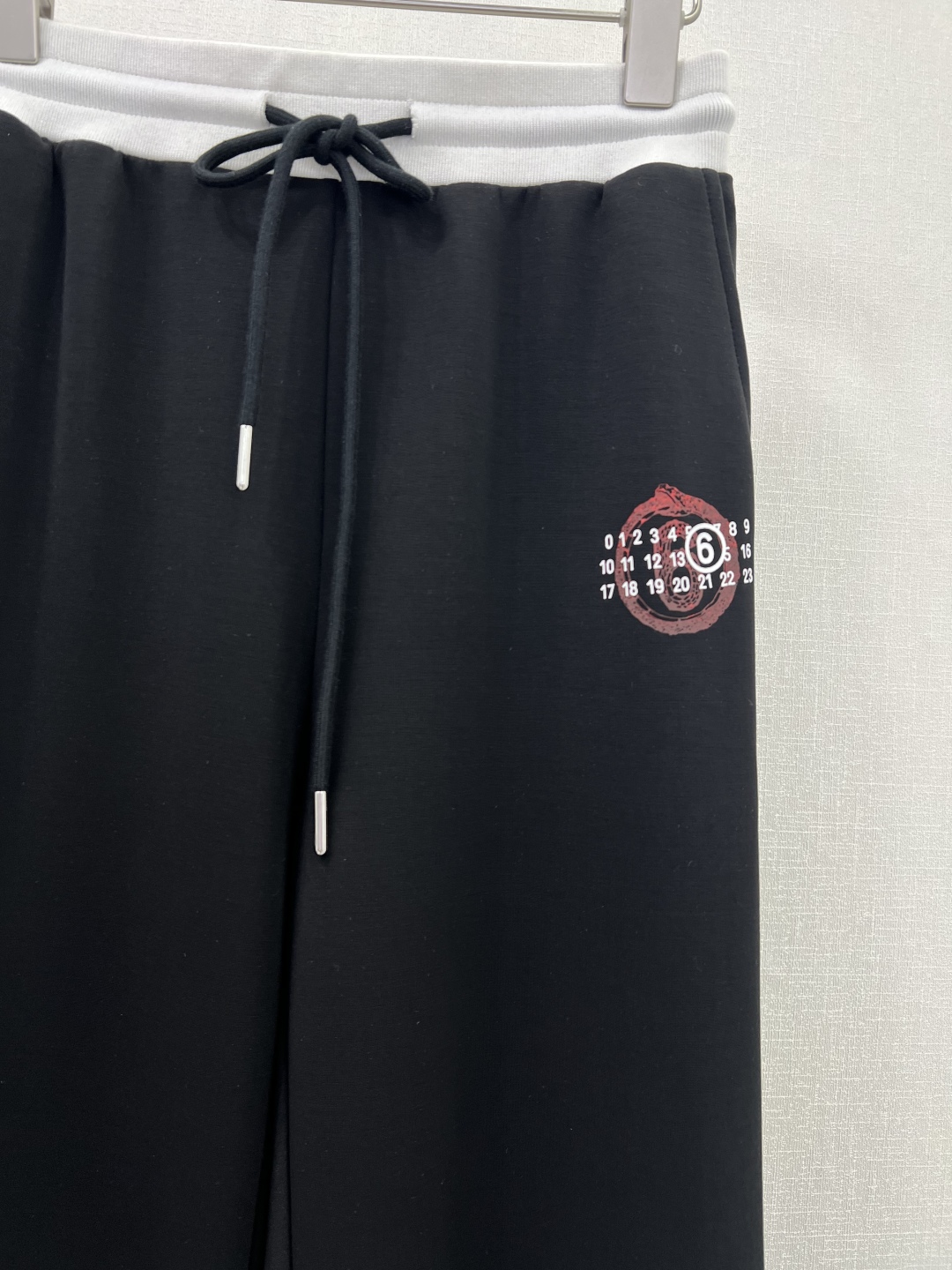 Stylish and Ridiculous: P863 Girl’s Dress Review with Maggie/Ramm6 225 Zipper Jacket - 图片 9