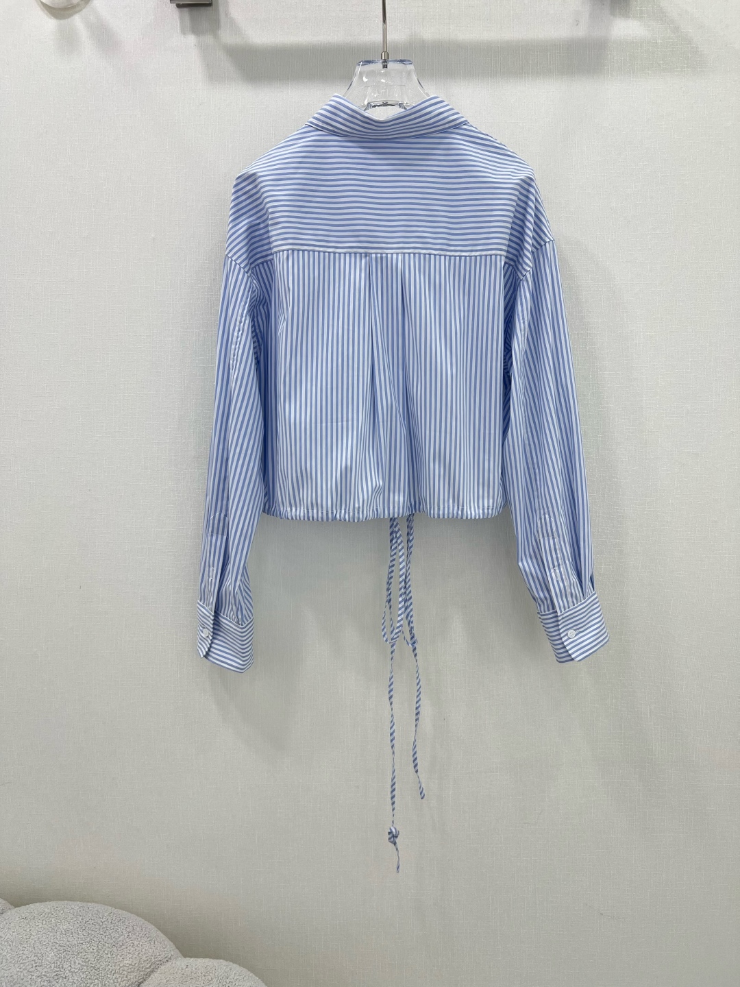 “Original Scavenger Dress Paired with New High-Level White Shirt by Alex Wang” - 图片 8