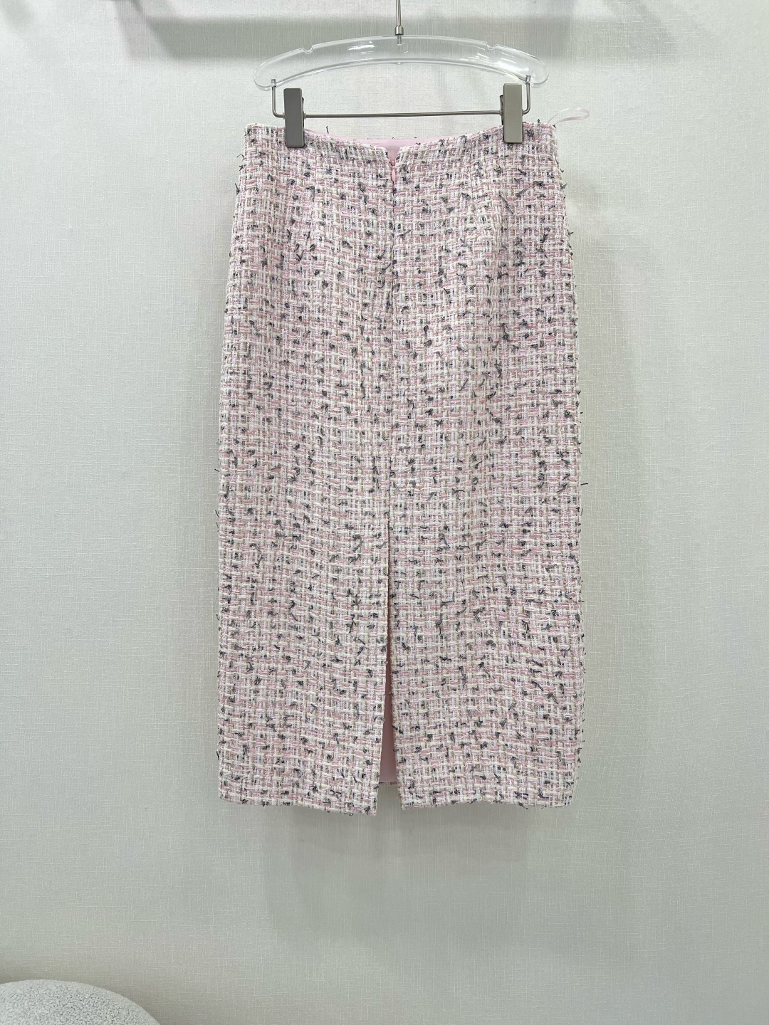 Fashion Alert: Selfportrai’s Latest P771 Stingy Dress with Tweed Details - 图片 8