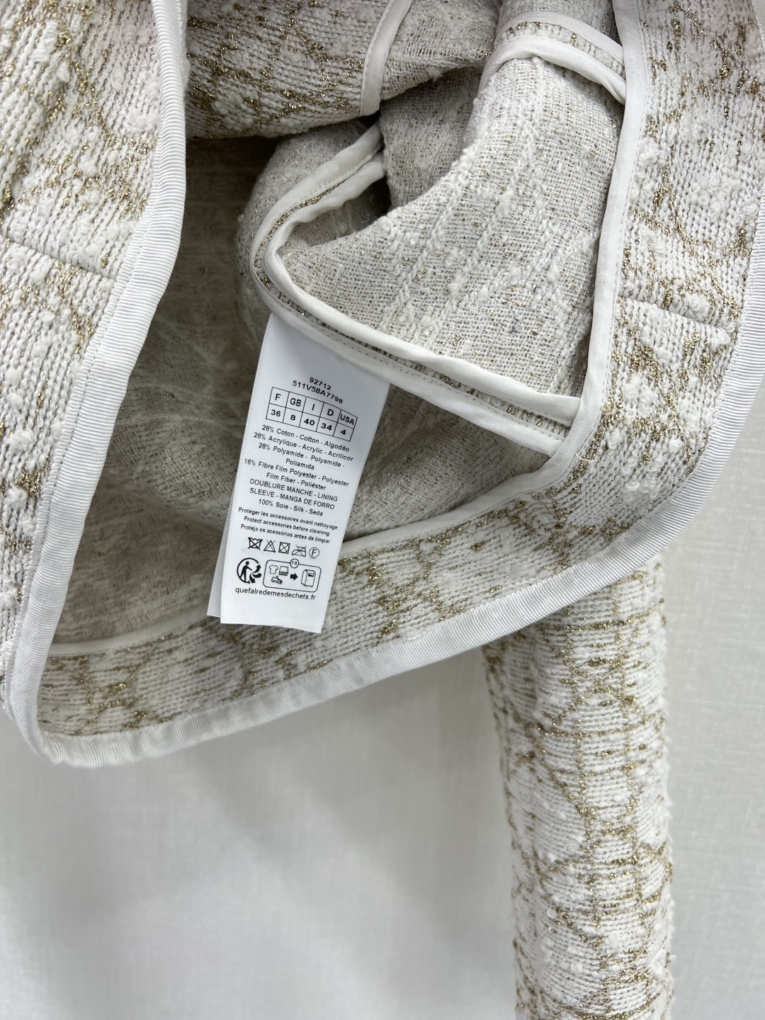 🔥🔥Dio*25新款藤格纹圆领洋装外套  定制YB进口粗纺毛呢材质  高级品相  正肩垫肩版型设计贴合身