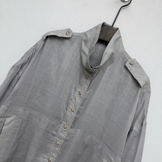 🔥🔥Brun*llo Cucinelli BC26新款亚麻宽松外套 高立领+落肩袖设计,肩章+明排扣设 🔥🔥Brun*llo Cucinelli BC26新款亚麻宽松外套 高立领+落肩袖设计,肩章+明排扣设