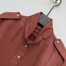 🔥🔥Brun*llo Cucinelli BC26新款亚麻宽松外套 高立领+落肩袖设计,肩章+明排扣设 🔥🔥Brun*llo Cucinelli BC26新款亚麻宽松外套 高立领+落肩袖设计,肩章+明排扣设