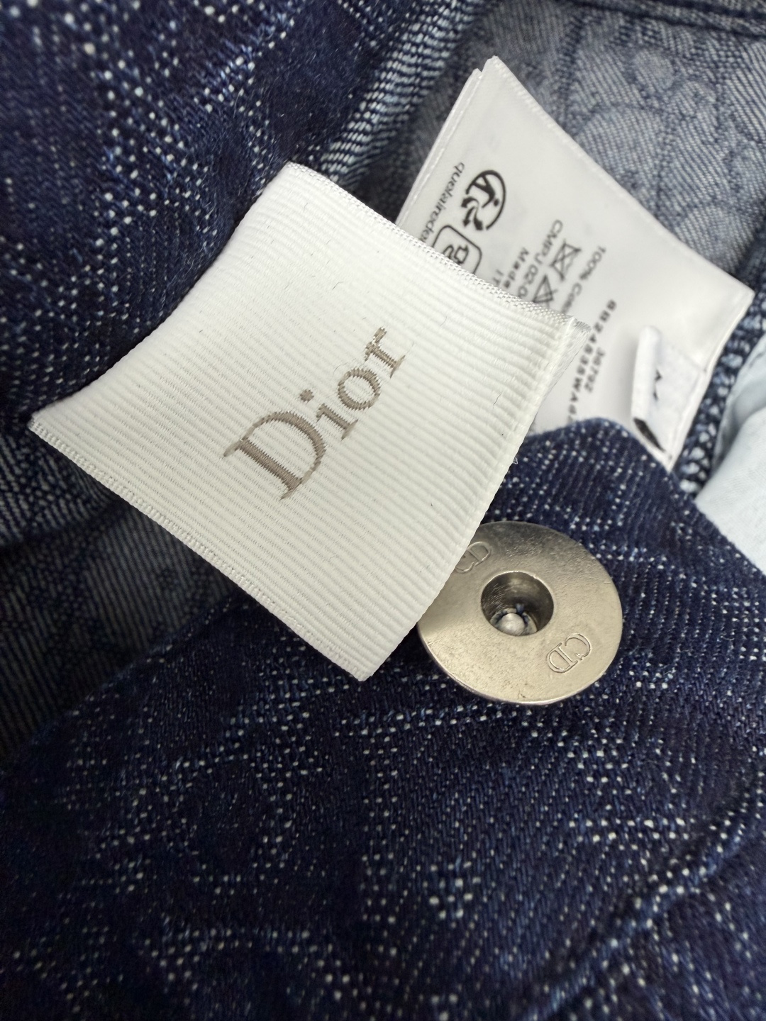 🔥🔥Dio*26新款老花直筒牛仔裤 衣身满幅的Dio* Oblique老花提花，自带品牌辨识度，低调中彰