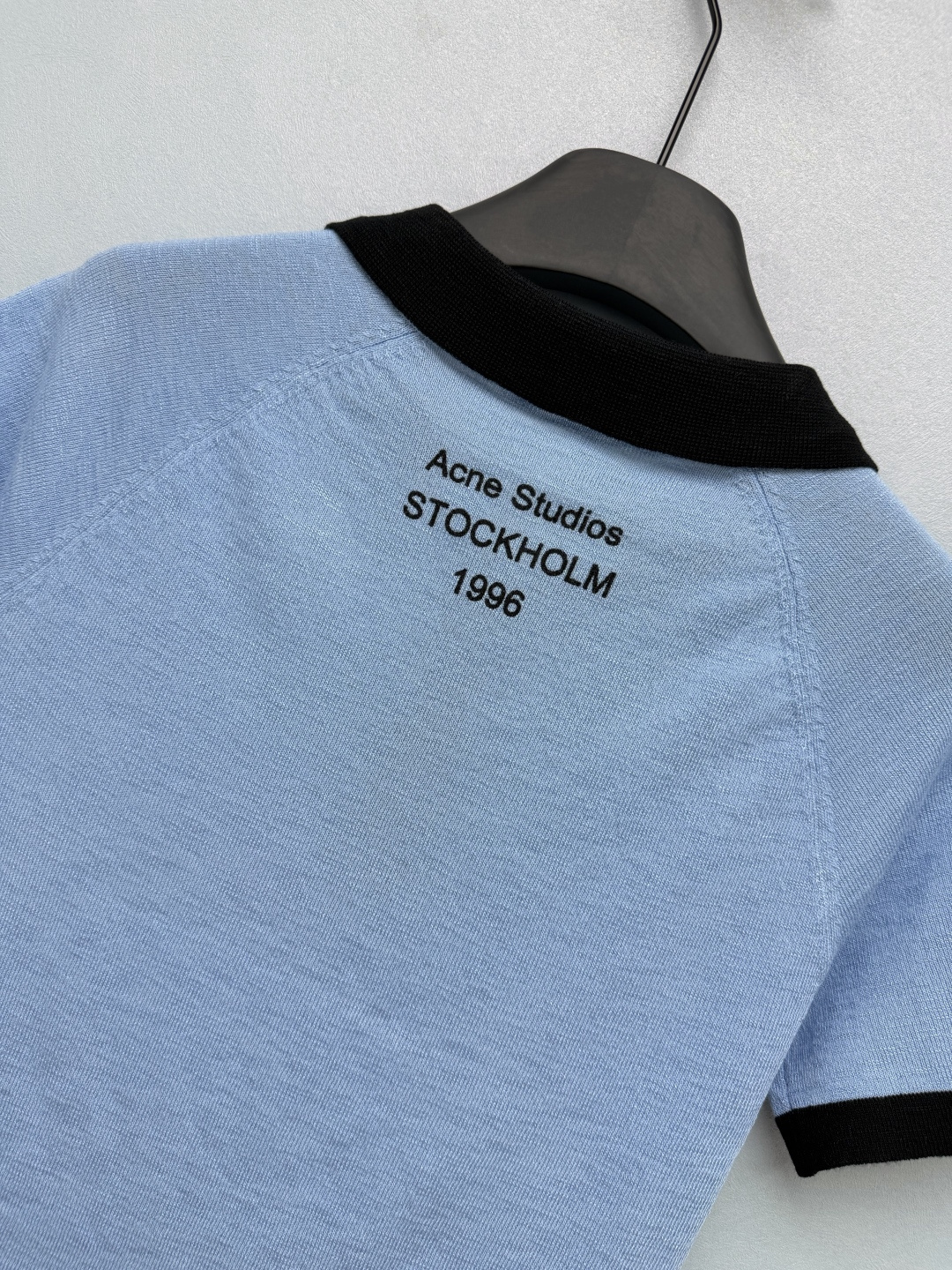 🔥🔥Acne Studi*26新款撞色Polo针织短袖,奶白/浅蓝双色可选,自带学院风与松弛感,是春夏日 🔥🔥Acne Studi*26新款撞色Polo针织短袖,奶白/浅蓝双色可选,自带学院风与松弛感,是春夏日