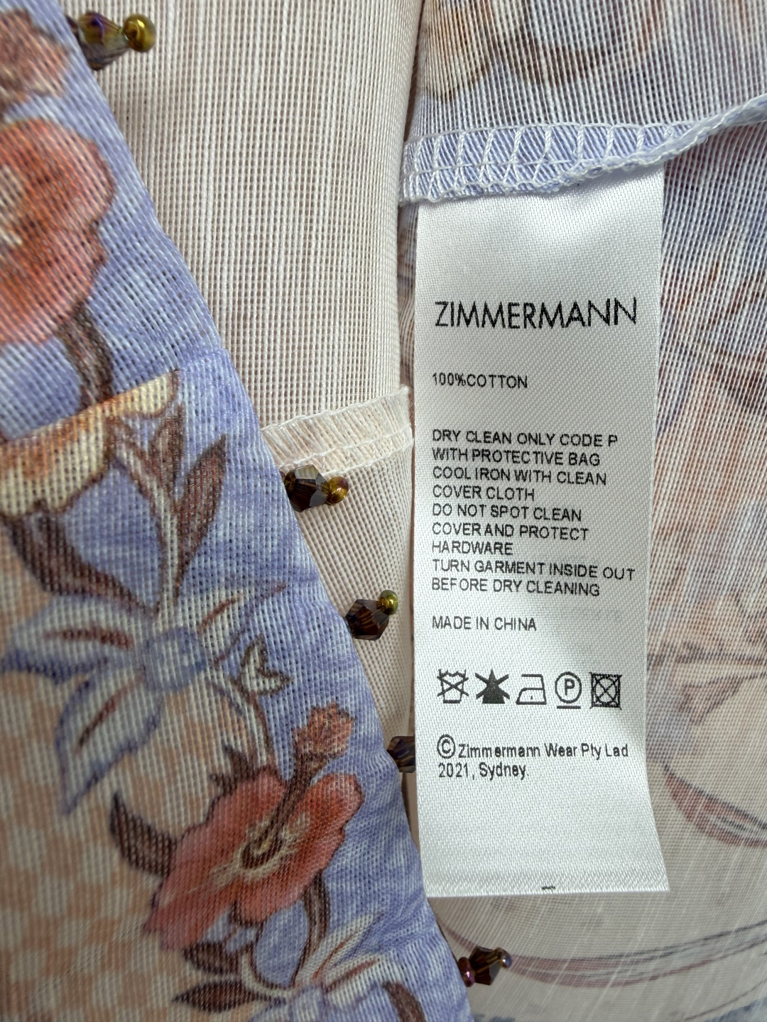 🔥🔥Zimmerman*兹默曼26新款花苞短袖收腰连衣裙 👗 采用品牌标志性的手绘水彩花卉印花，淡粉底色