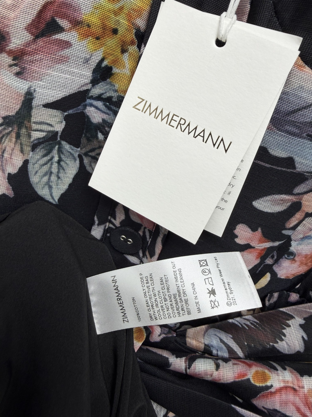 🔥🔥Zimmerman*26新款花鸟印花吊带裙 法式复古轻奢风，将自然花鸟元素与优雅版型结合，充满春日浪