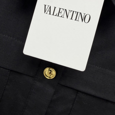 🔥🔥VLTN 26新款棉麻工装风衬衫连衣裙采用棉麻混纺肌理面料,自带细微亚麻纹理,透气抗皱,夏季穿着清爽 🔥🔥VLTN 26新款棉麻工装风衬衫连衣裙采用棉麻混纺肌理面料,自带细微亚麻纹理,透气抗皱,夏季穿着清爽
