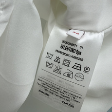 🔥🔥VLTN 26新款棉麻工装风衬衫连衣裙采用棉麻混纺肌理面料,自带细微亚麻纹理,透气抗皱,夏季穿着清爽 🔥🔥VLTN 26新款棉麻工装风衬衫连衣裙采用棉麻混纺肌理面料,自带细微亚麻纹理,透气抗皱,夏季穿着清爽
