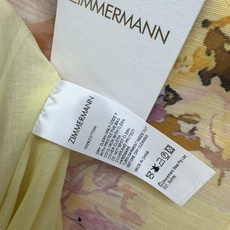 🔥🔥ZIMMERMA*新款油画花卉吊带连衣裙 采用油画感定位花卉印花,白底色温柔清新,黄底色明媚元气,色 🔥🔥ZIMMERMA*新款油画花卉吊带连衣裙 采用油画感定位花卉印花,白底色温柔清新,黄底色明媚元气,色