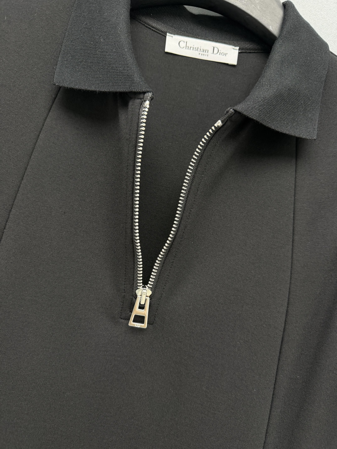 🔥🔥Dio* 无袖Polo运动风A字连衣裙 高弹针织混纺面料，弹力充足，挺括不易软塌，透气亲肤，上身利落有型。经典Pol
