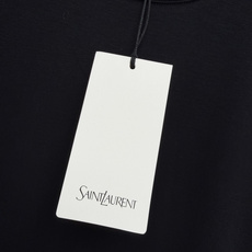 🔥🔥Ysl* 极简风长袖针织连衣裙 高弹软糯针织面料,弹力充足,上身没有束缚感,厚度适中,单穿内搭都合适。微弧下摆细节, 🔥🔥Ysl* 极简风长袖针织连衣裙 高弹软糯针织面料,弹力充足,上身没有束缚感,厚度适中,单穿内搭都合适。微弧下摆细节,