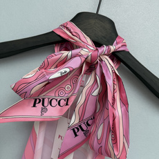 🔥🔥PUCCI*新款艺术印花挂脖半裙两件套,选用顺滑亮泽的缎面仿丝面料,打造两套不同风格配色。两个配色都很难取舍!粉调温 🔥🔥PUCCI*新款艺术印花挂脖半裙两件套,选用顺滑亮泽的缎面仿丝面料,打造两套不同风格配色。两个配色都很难取舍!粉调温