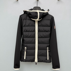 🔥🔥Moncle*新款连帽拼接尼龙拉链羽绒服 全新滑雪系列出货啦!升级材质 后背薄绒尼龙面料具备防风性能,御寒加分滑雪爱 🔥🔥Moncle*新款连帽拼接尼龙拉链羽绒服 全新滑雪系列出货啦!升级材质 后背薄绒尼龙面料具备防风性能,御寒加分滑雪爱