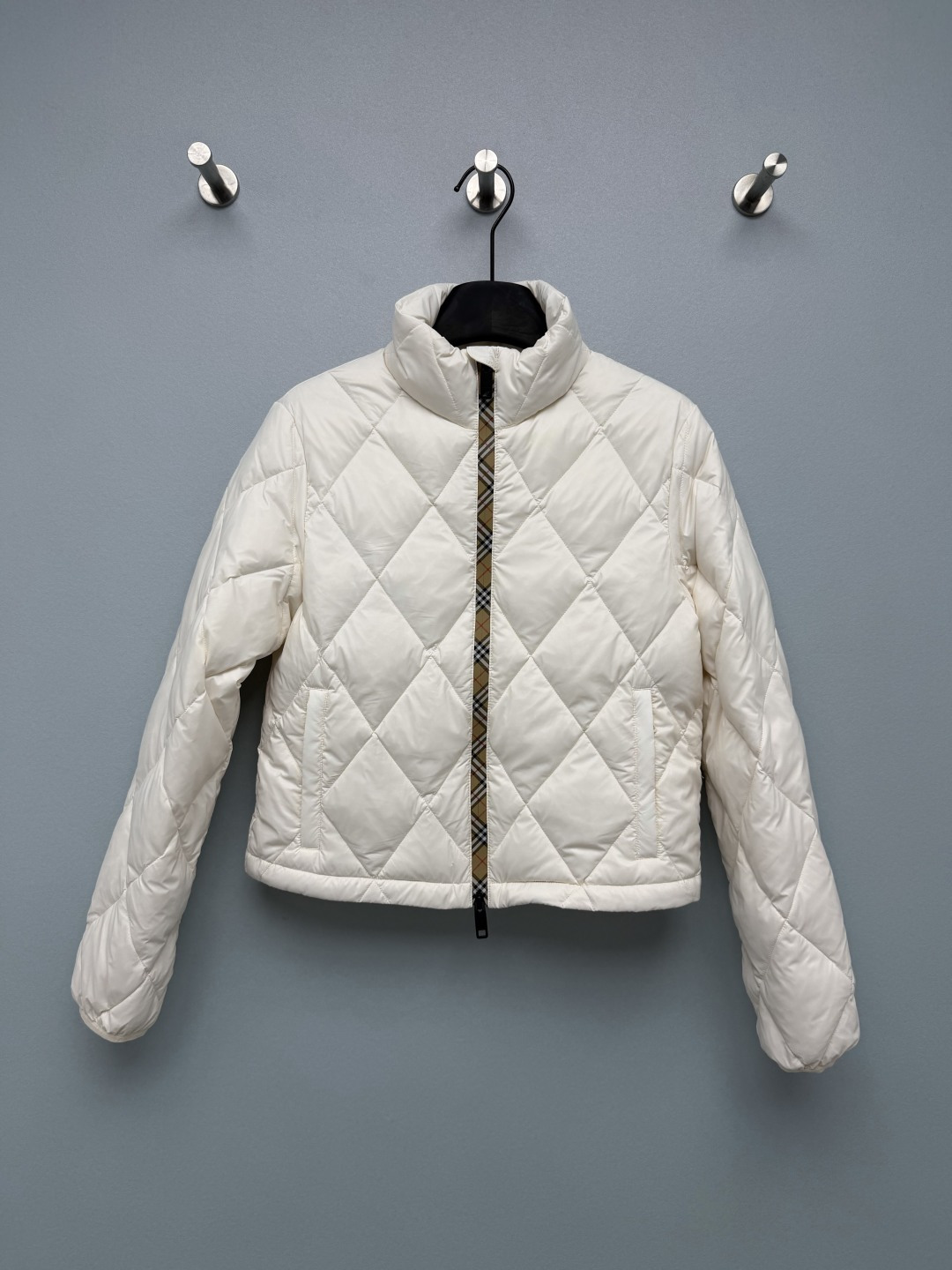 Пуховик Burberry