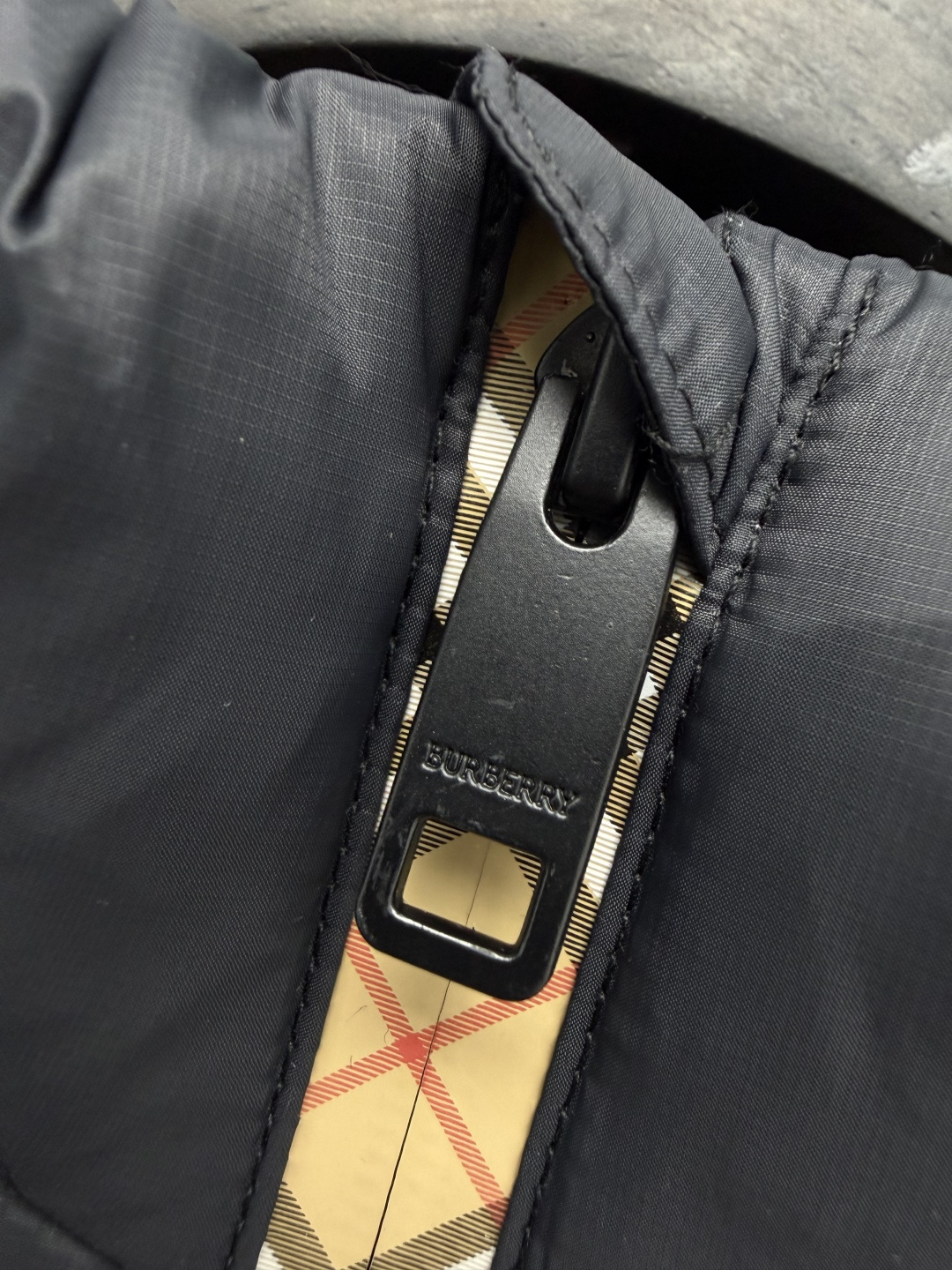 Пуховик Burberry