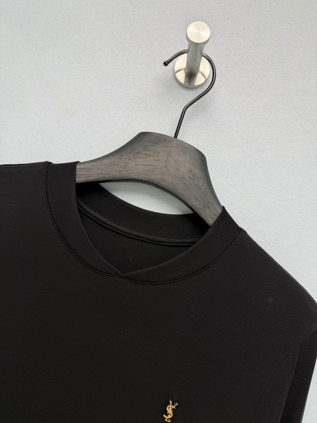 Топ Saint Laurent