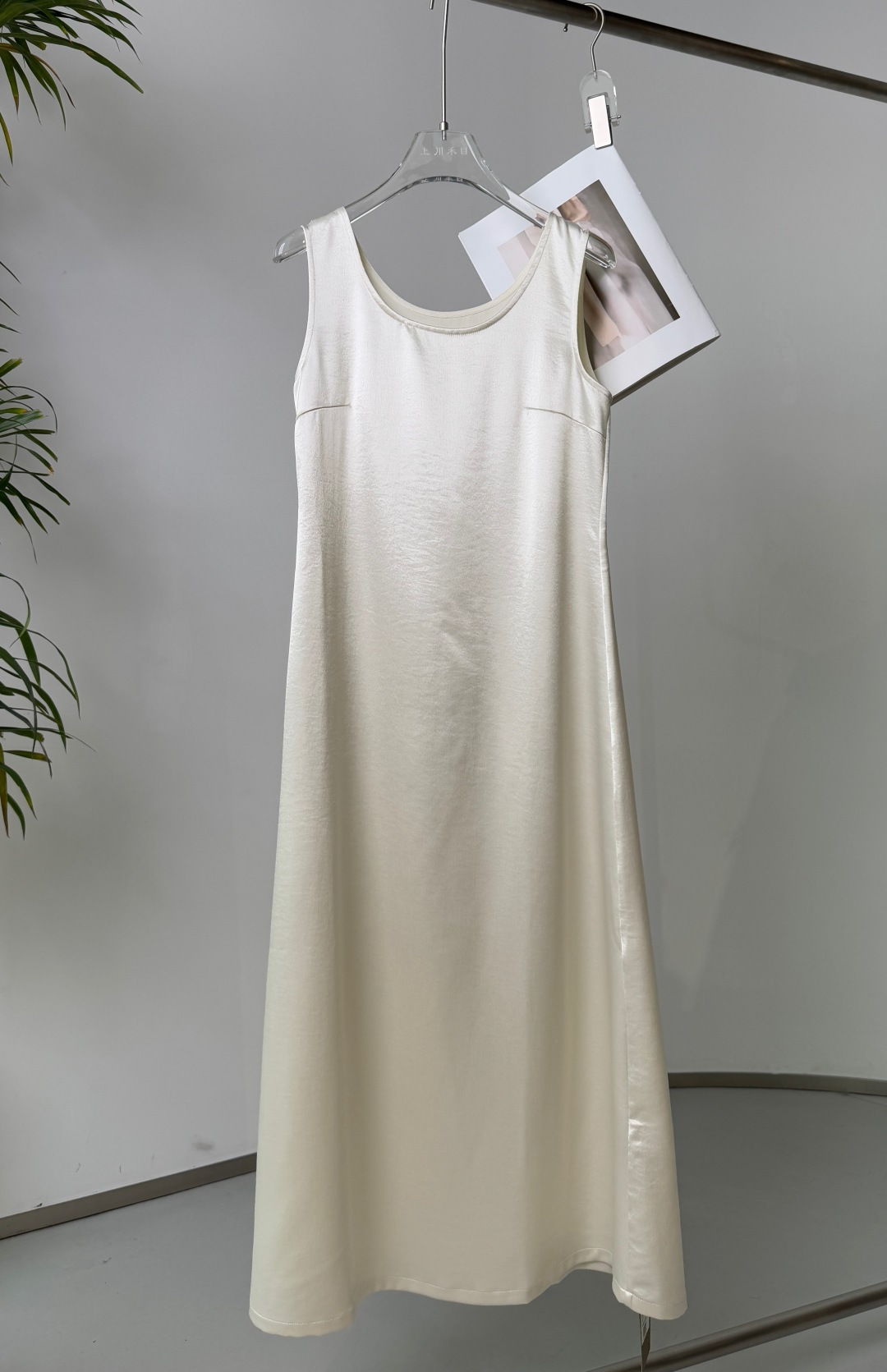 Sandro Women’s Dress Collection: Support for Exchange, High-Quality, Black, White, Powder Colors - 图片 9