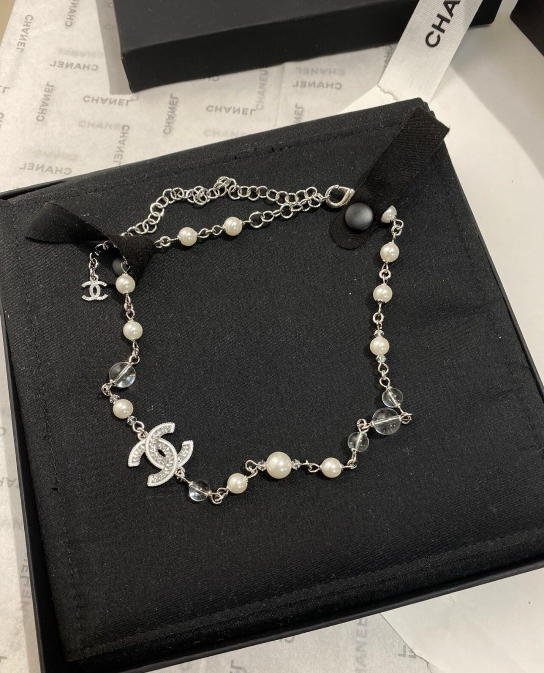 Choker Pearl Necklaces: Rare Find Online, Irresistible Love Element in Latest Collection