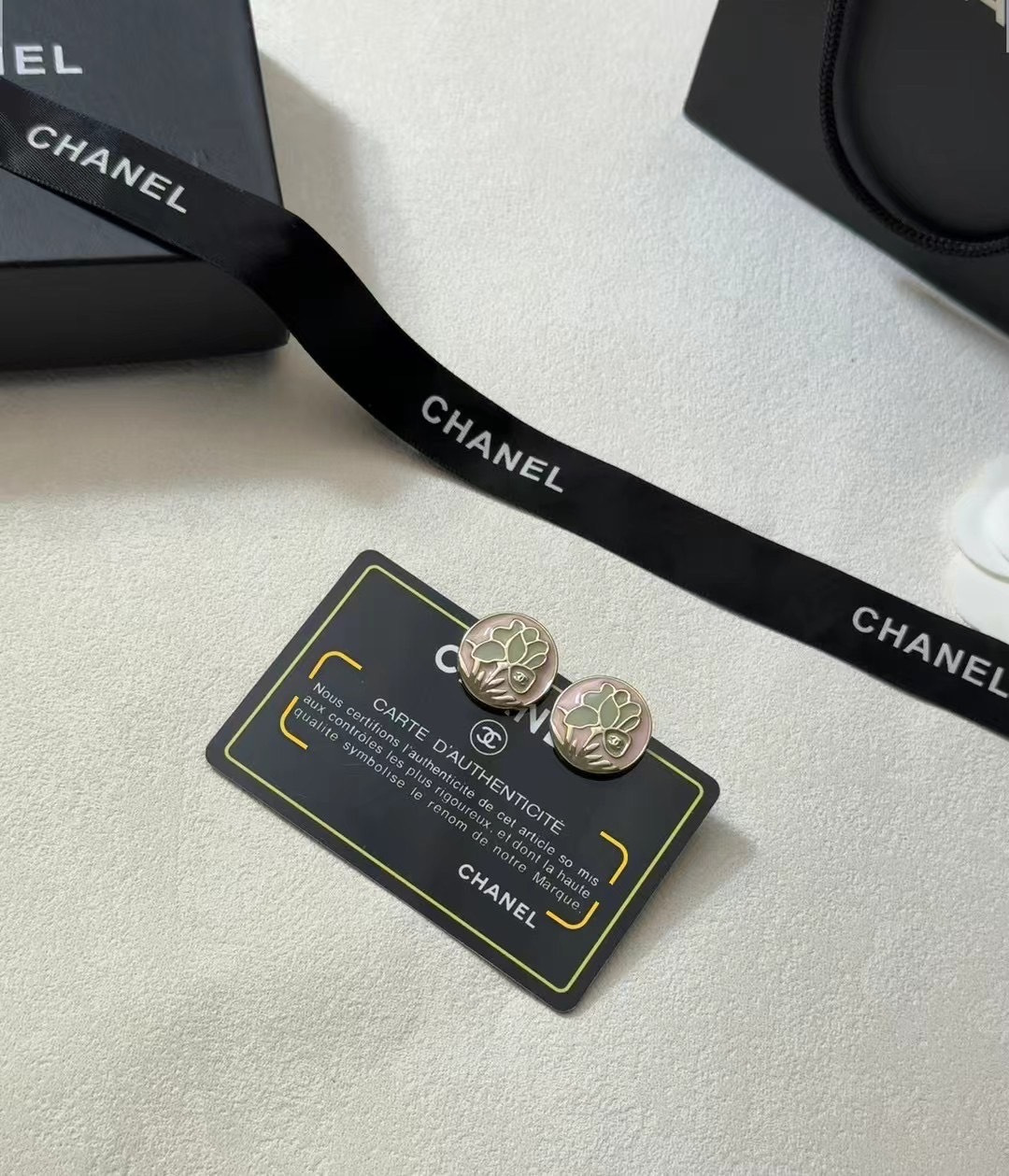 Miu Miu Haute Couture Haute Couture Fine Jewelry Necklace Bracelet Ring 5
