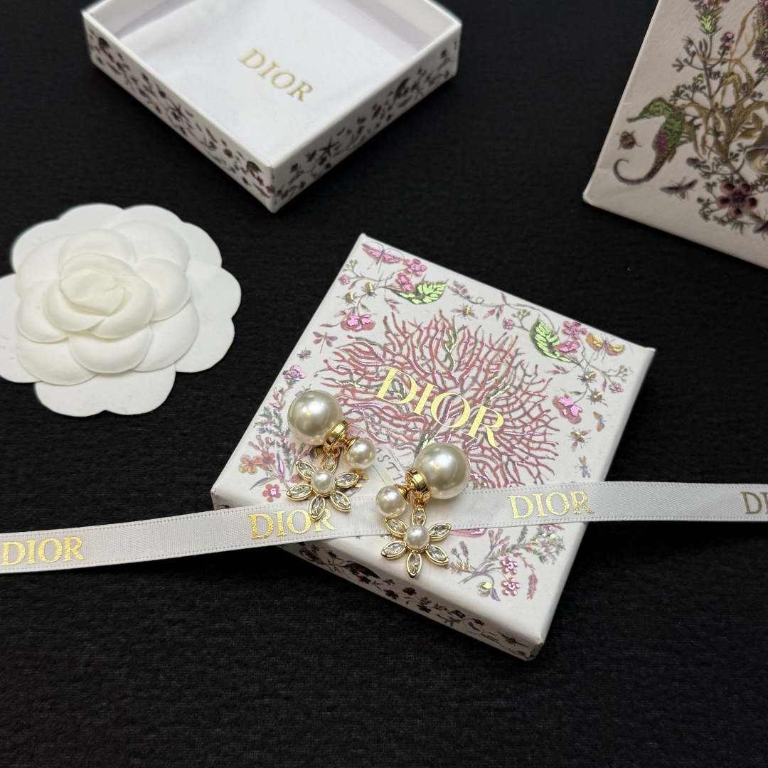 dior cd multi flowers pearl crystal earrings