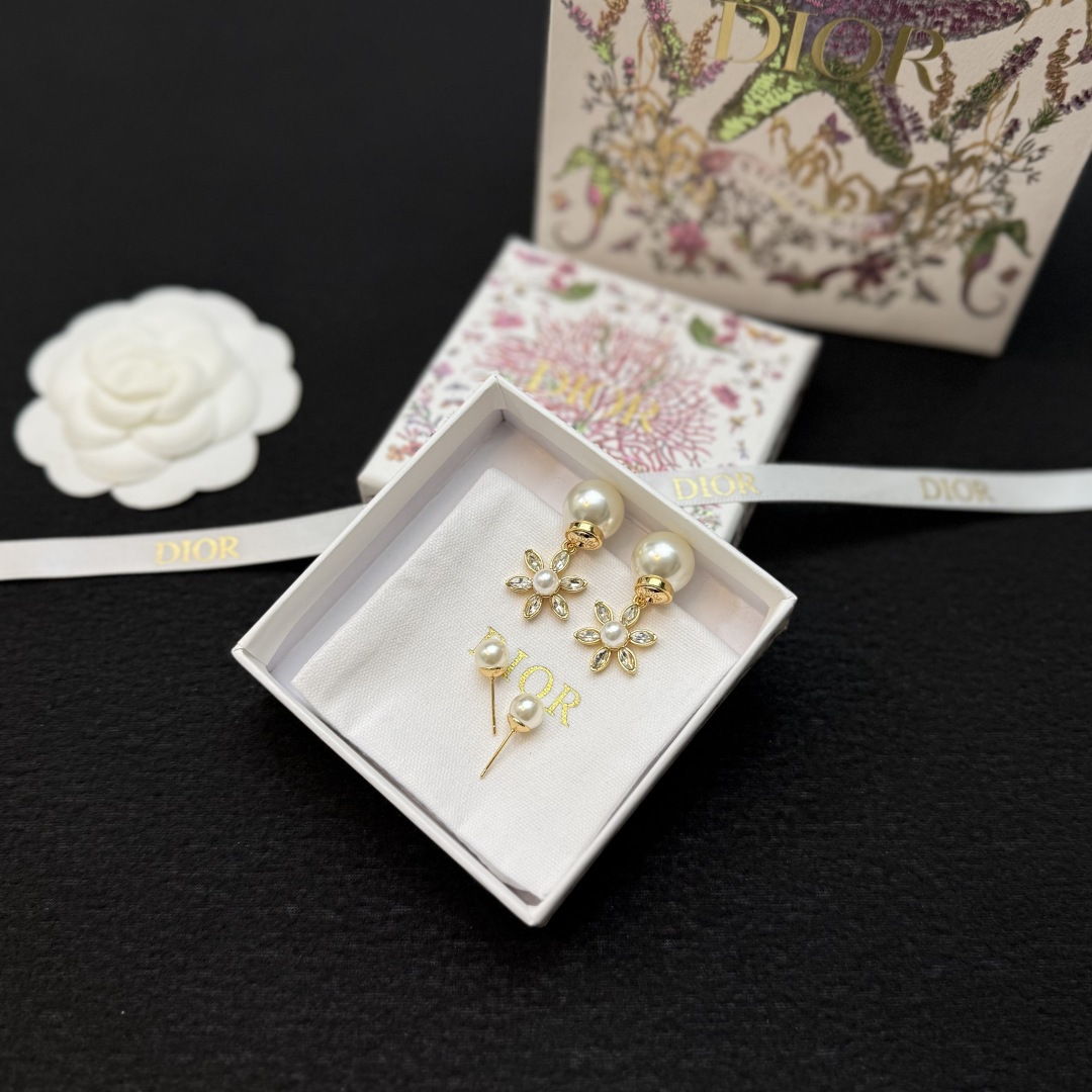 dior cd multi flowers pearl crystal earrings