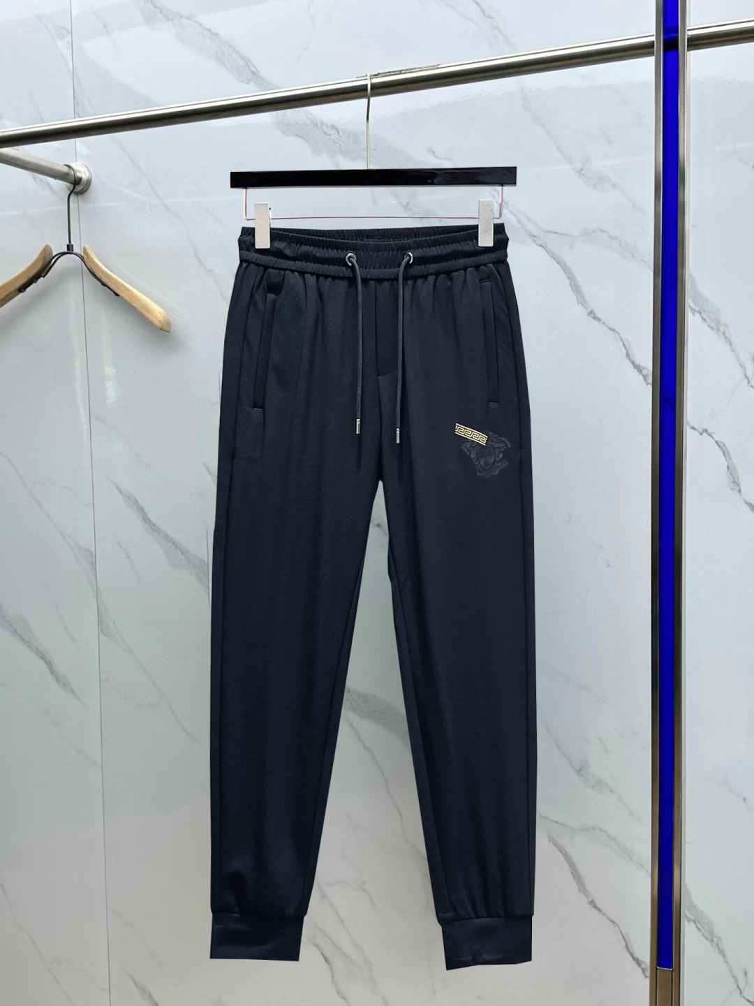 Versace 2025 Spring Collection Logo Joggers - Comfortable & Stylish 3 cmp i1741095662582 6536 0 1