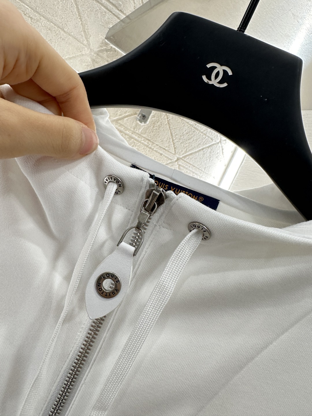 ♥Louis Vuitto*♥2025新品上架
    连帽抽绳外套短裤套装
定制YB原生全棉材质 柔软