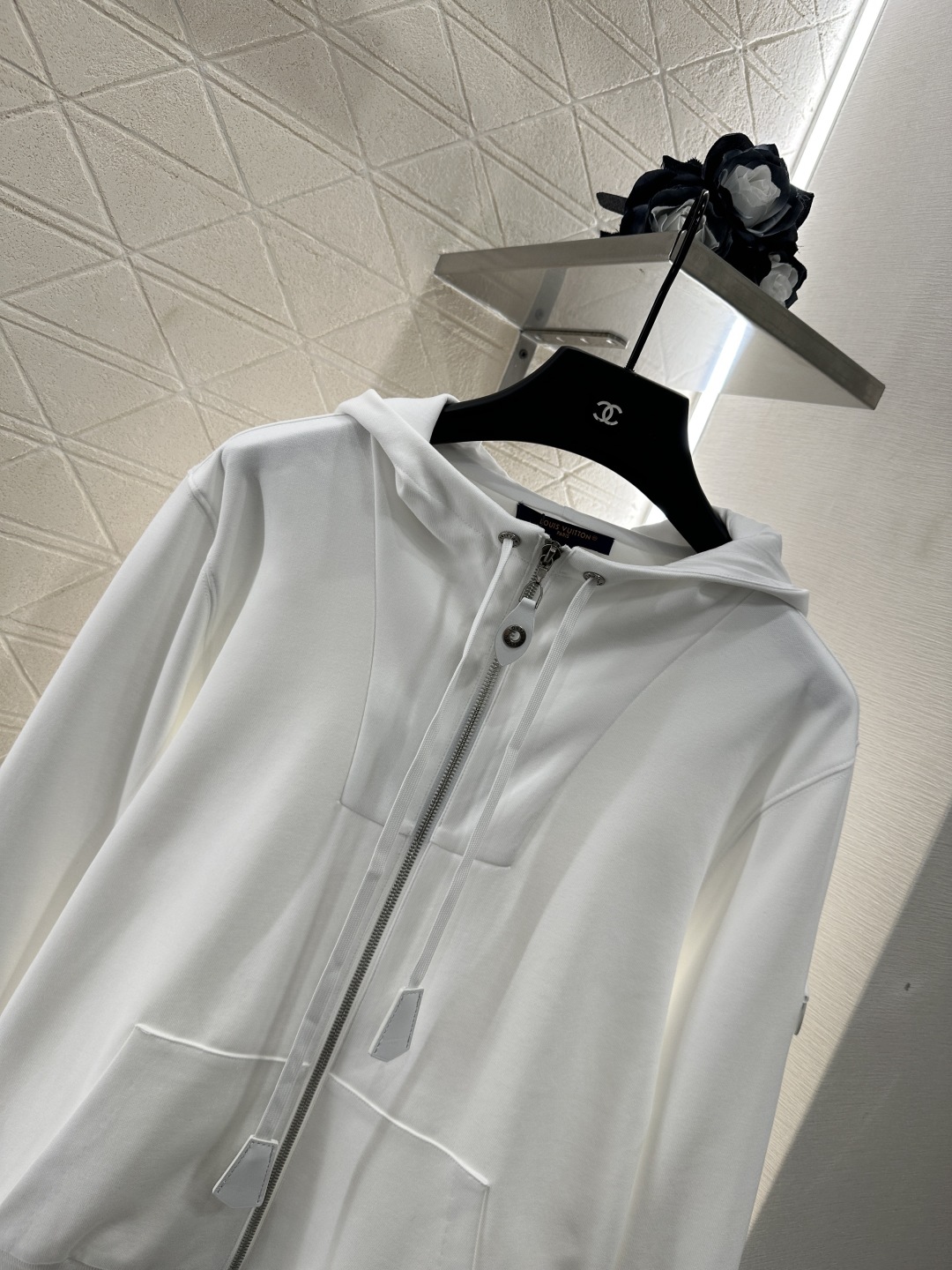 ♥Louis Vuitto*♥2025新品上架
    连帽抽绳外套短裤套装
定制YB原生全棉材质 柔软