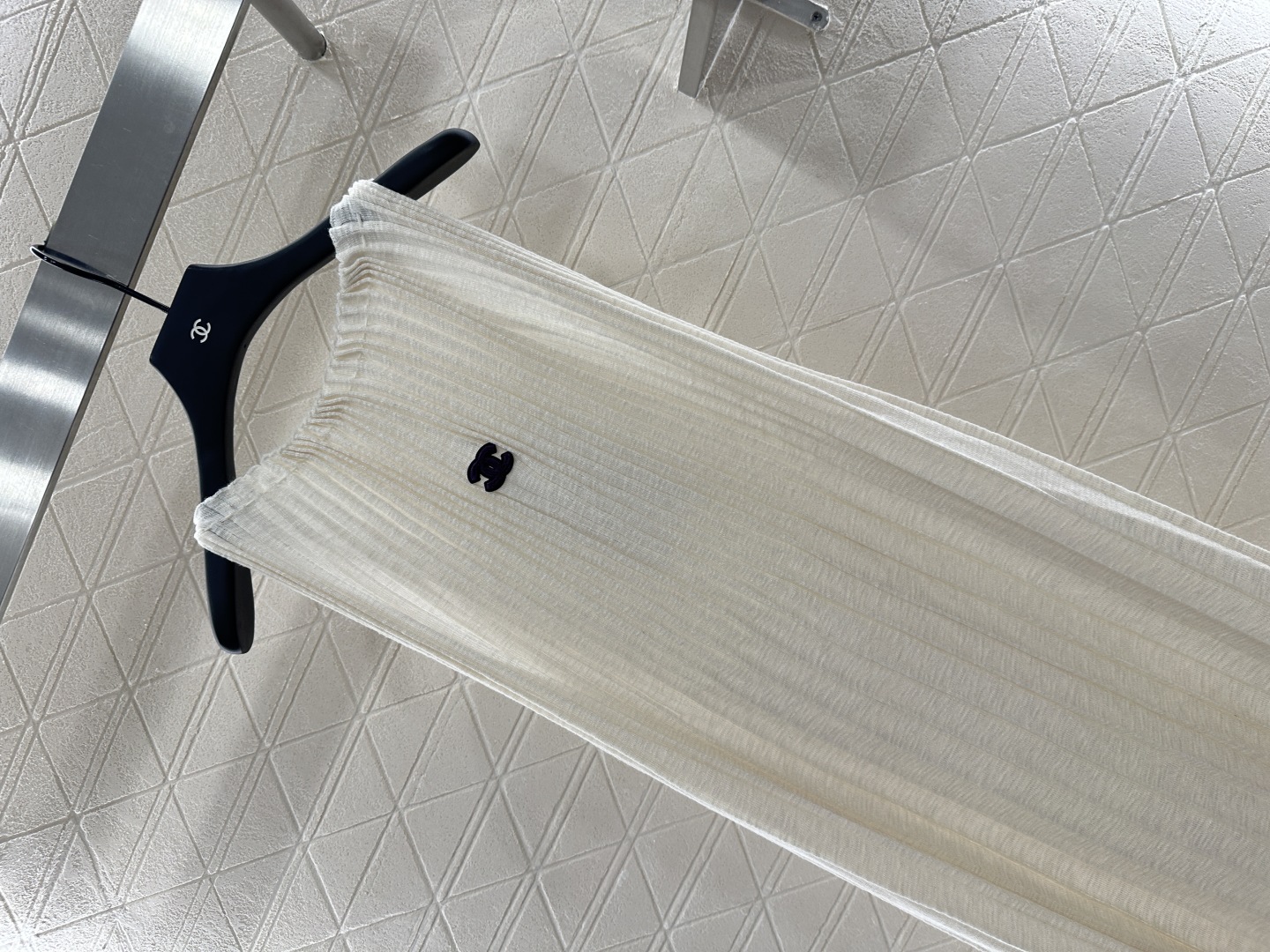 Chanel Knit Halter Dress - Elegant YB Yarn, Flattering A-Line, and Chic Design 8 cmp i1753281174924 8557 0 3