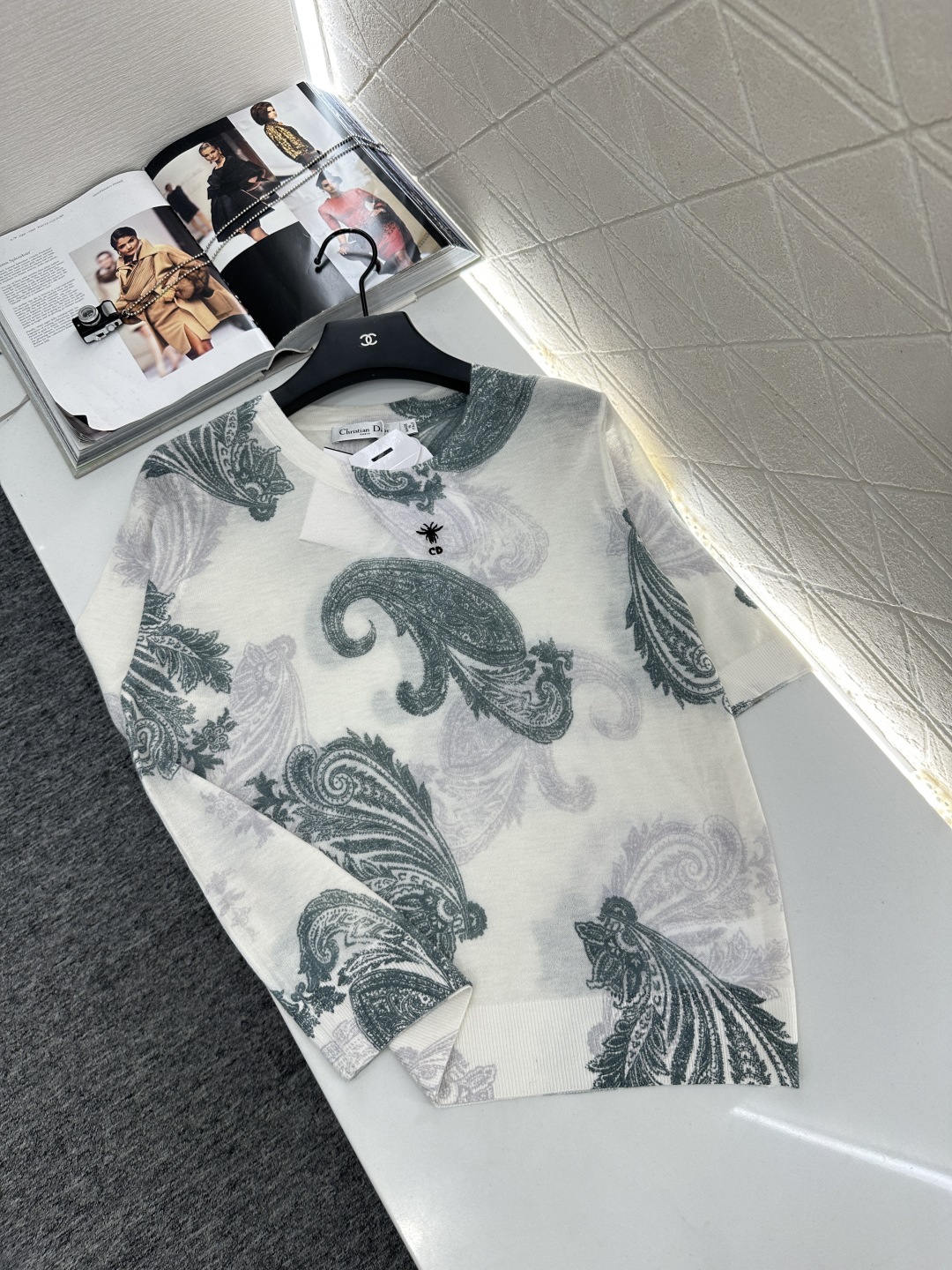 ♥Dio*♥2025新品上架
     腰果印花针织短袖
定制YB羊毛纱线织造 柔软舒适 洋气显瘦 套头