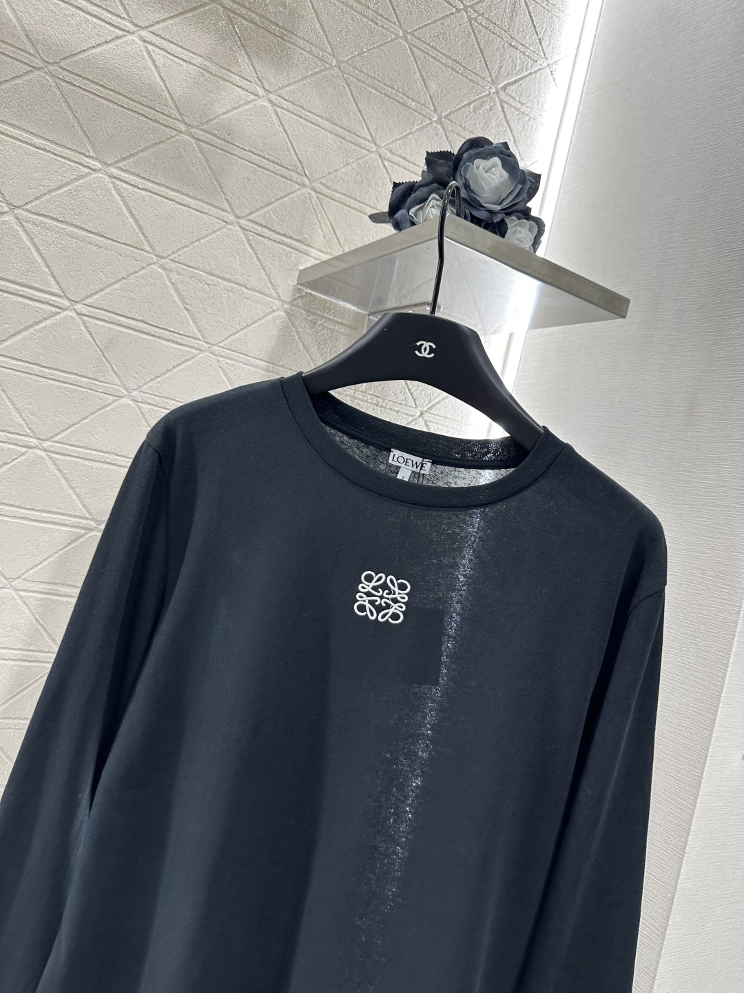 ♥Loew*♥2025新品上架
      圆领百搭打底衫
定制YB斜纹全棉材质 质感舒适 弹力好穿 圆