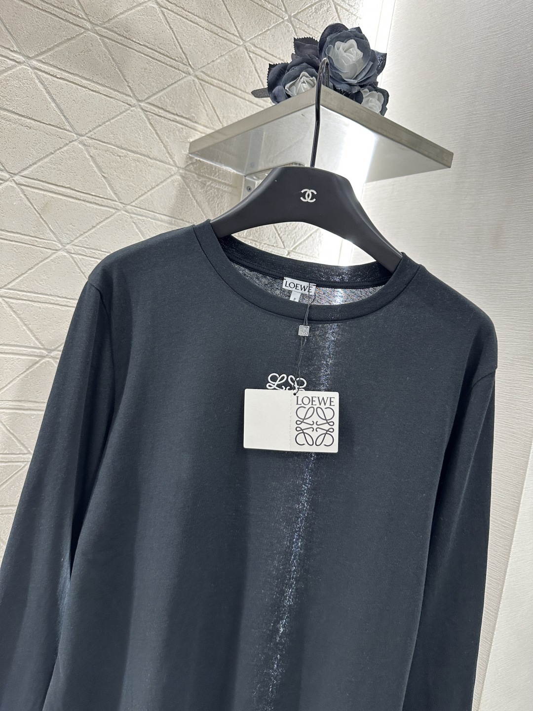 ♥Loew*♥2025新品上架
      圆领百搭打底衫
定制YB斜纹全棉材质 质感舒适 弹力好穿 圆