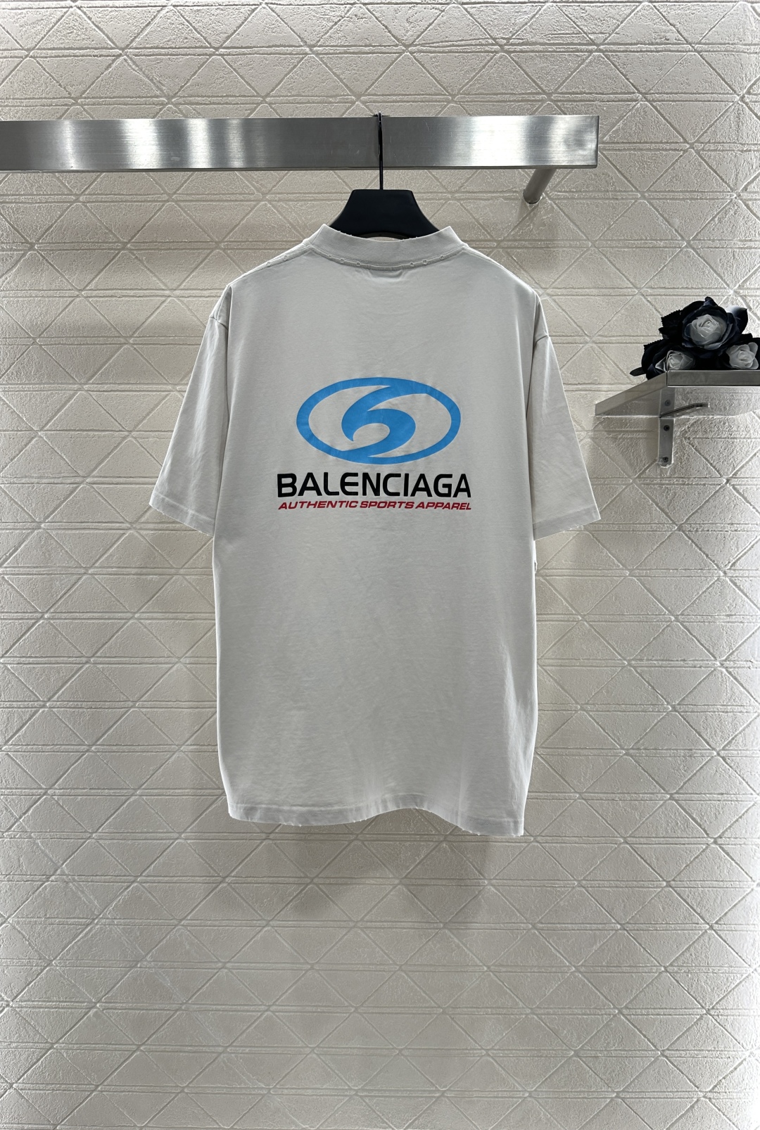 ♥Balenciag*♥2025新品上架
        圆领印花𝑇𝑒𝑒
定制YB原生全棉材质 透气舒适