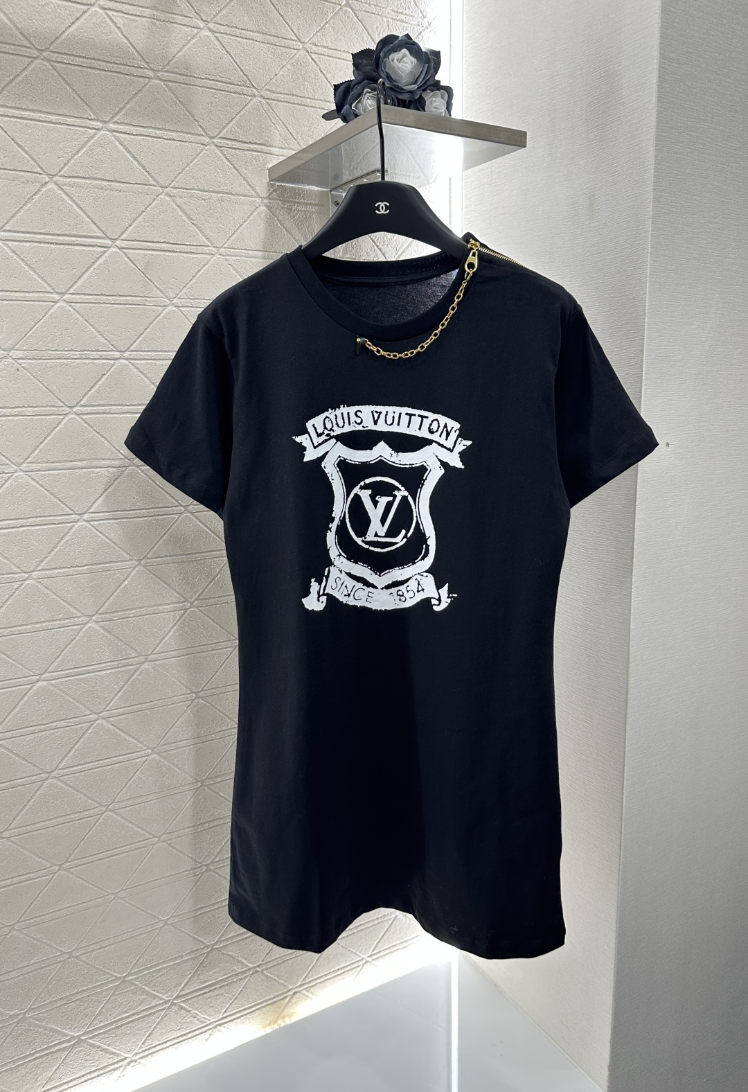 ♥Louis Vuitto*♥2025新品上架
       印花链条连衣裙
定制YB斜纹全棉材质 透气