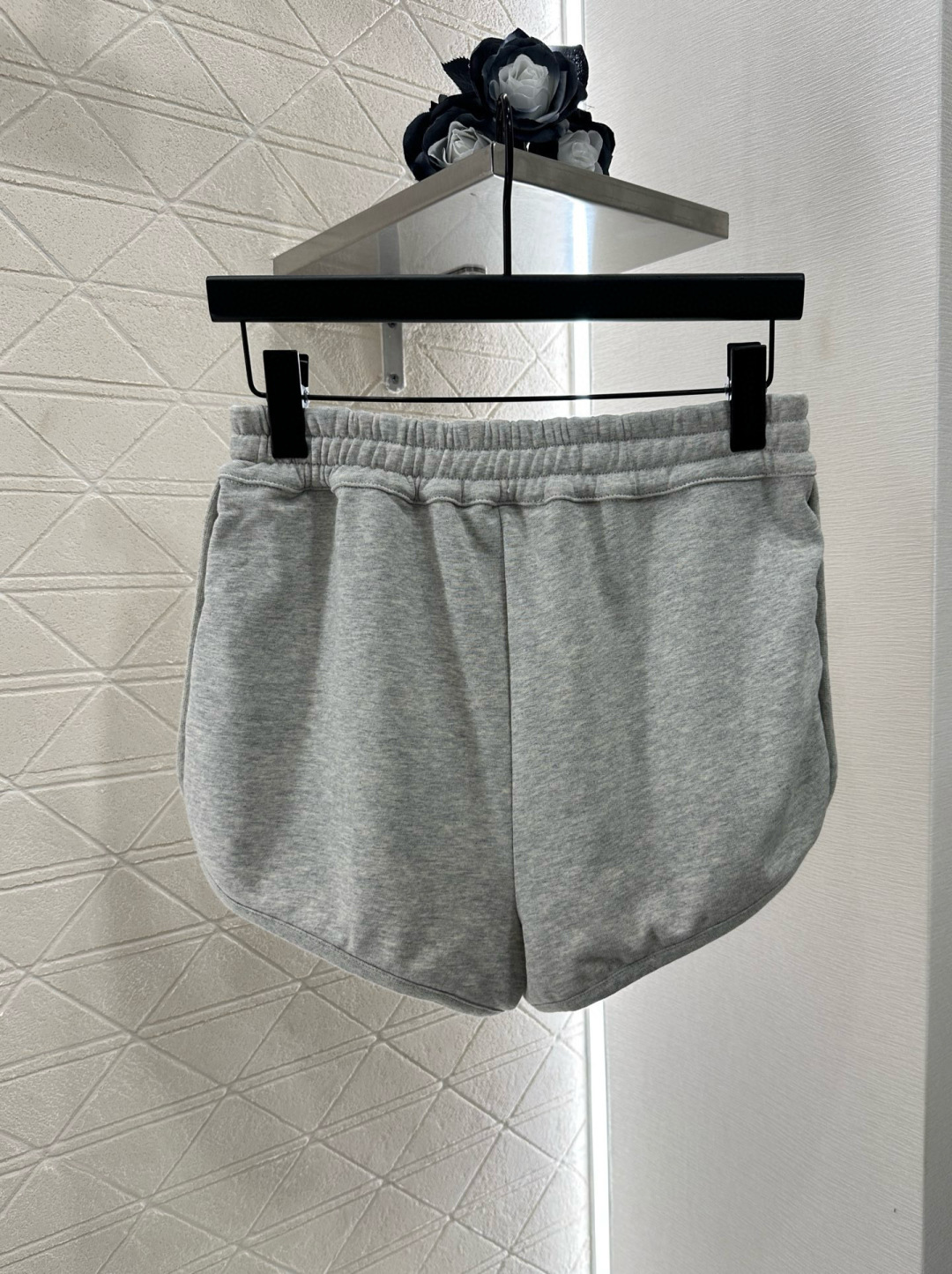 ♥Louis Vuitto*♥2025新品上架
    连帽抽绳外套短裤套装
定制YB原生全棉材质 柔软