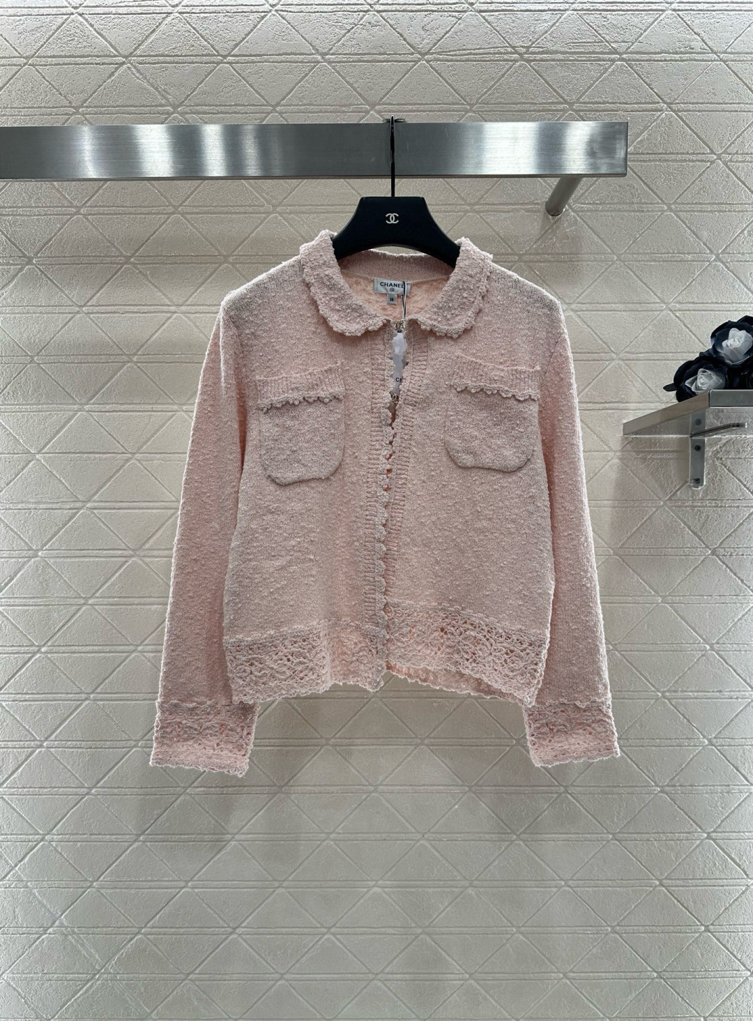 ♥Chane*♥2025新品上架
 颗粒花边针织开衫半裙套装
定制YB棉毛纱线织造 穿搭舒适 柔软细腻 