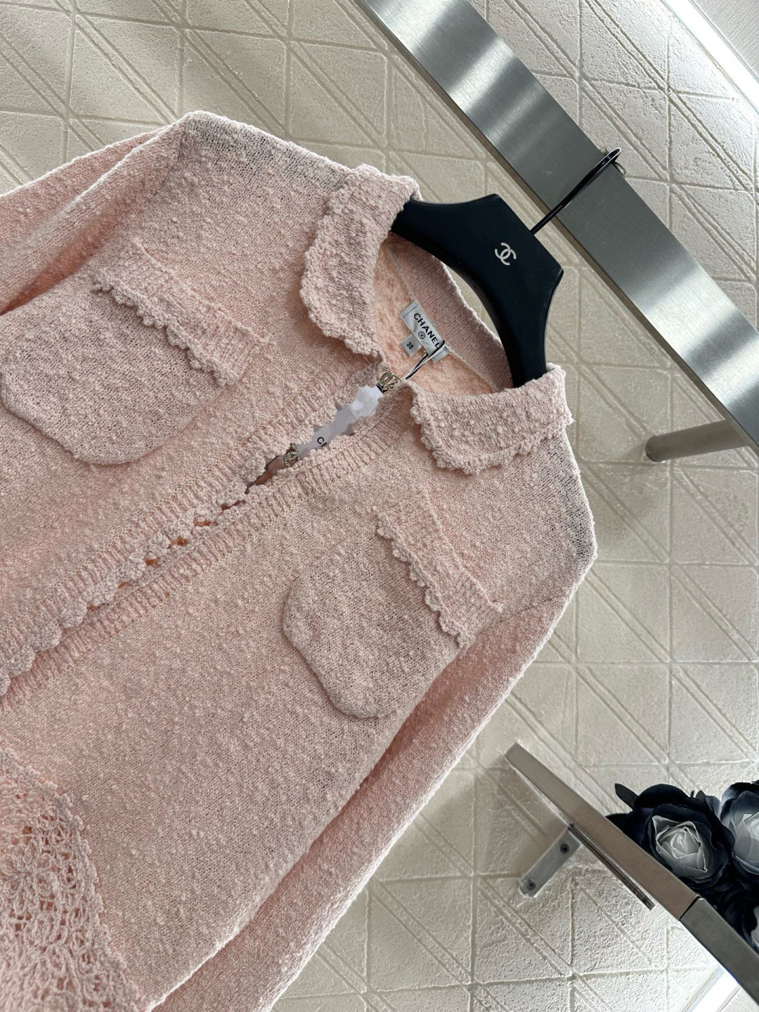 ♥Chane*♥2025新品上架
 颗粒花边针织开衫半裙套装
定制YB棉毛纱线织造 穿搭舒适 柔软细腻 