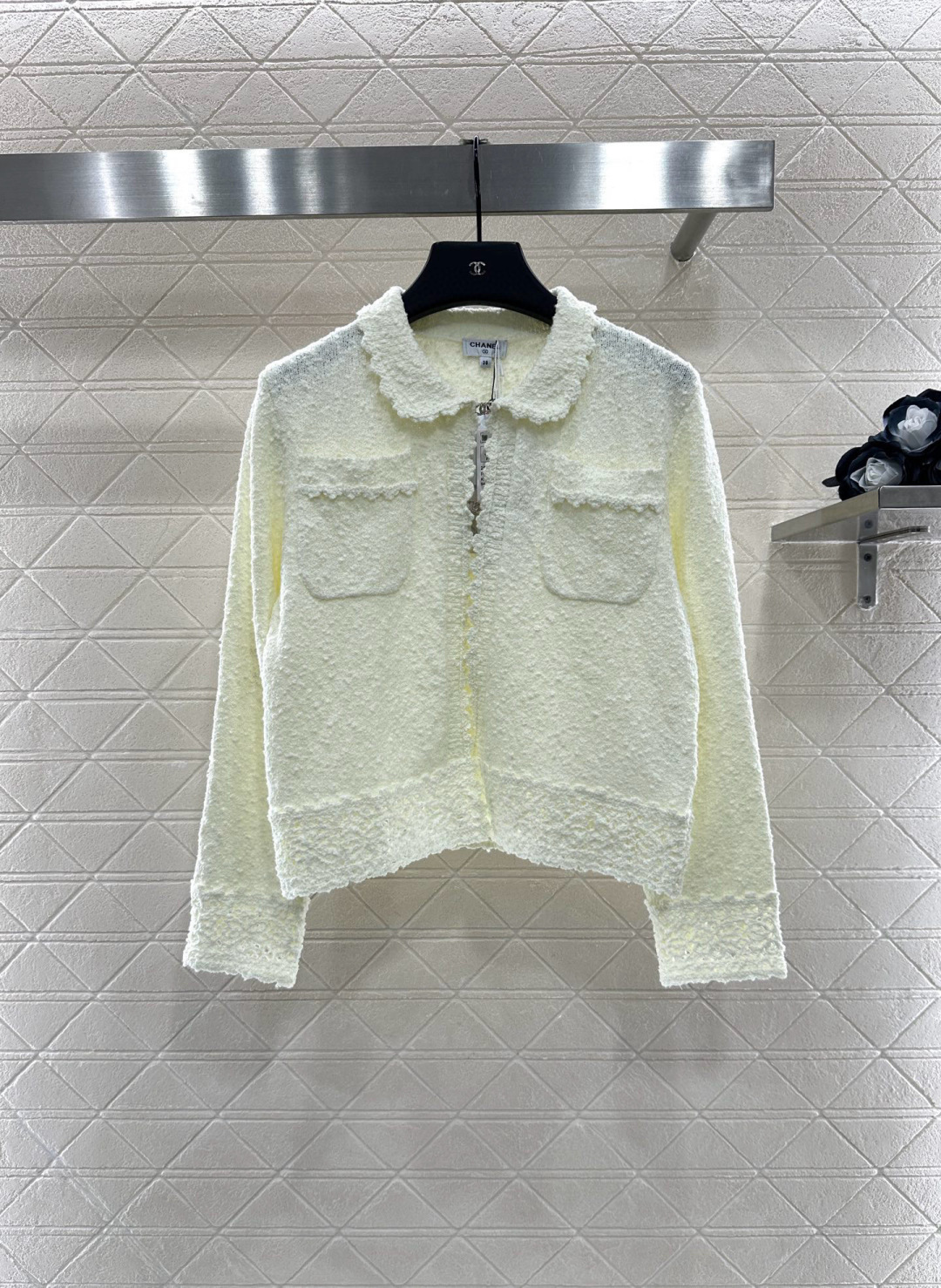 ♥Chane*♥2025新品上架
 颗粒花边针织开衫半裙套装
定制YB棉毛纱线织造 穿搭舒适 柔软细腻 