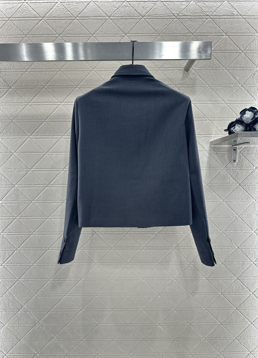 ♥Dio*♥2025新品上架
  翻领西装腰带短裤套装
定制YB进口西服材质 质感光泽 高级舒适 特殊工