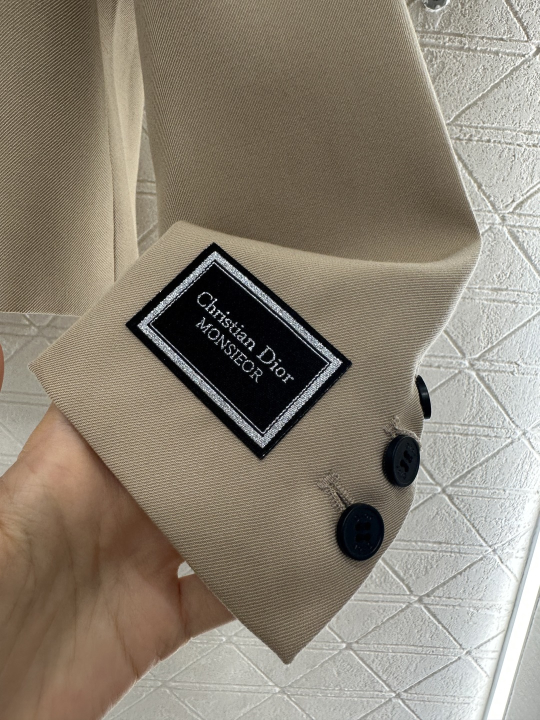 ♥Dio*♥2025新品上架
  翻领西装腰带短裤套装
定制YB进口西服材质 质感光泽 高级舒适 特殊工