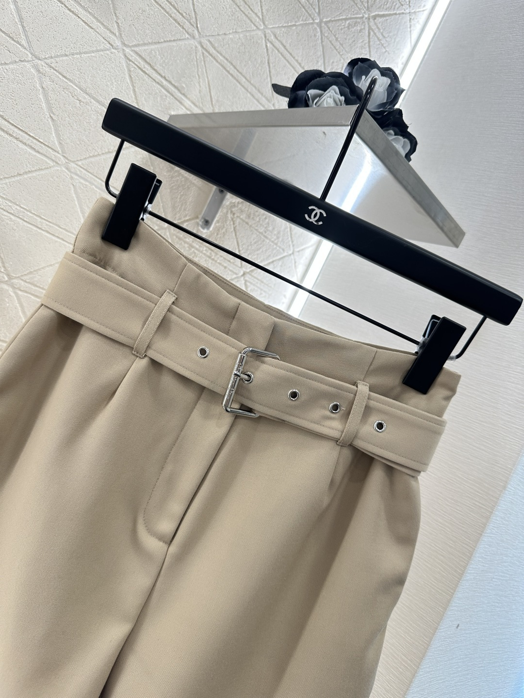 ♥Dio*♥2025新品上架
  翻领西装腰带短裤套装
定制YB进口西服材质 质感光泽 高级舒适 特殊工