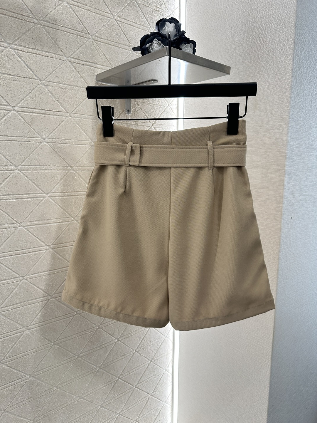 ♥Dio*♥2025新品上架
  翻领西装腰带短裤套装
定制YB进口西服材质 质感光泽 高级舒适 特殊工