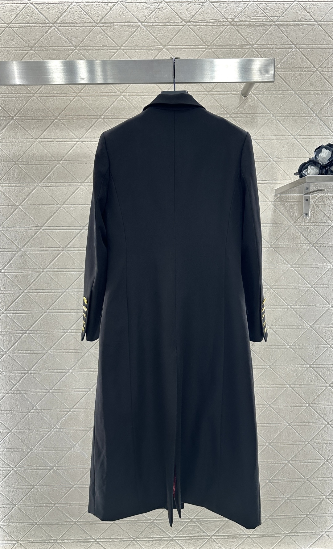 ♥Csh*♥2025新品上架
   翻领双排扣风衣外套
定制YB进口全棉风衣材质 质感高级 品相绝佳 长