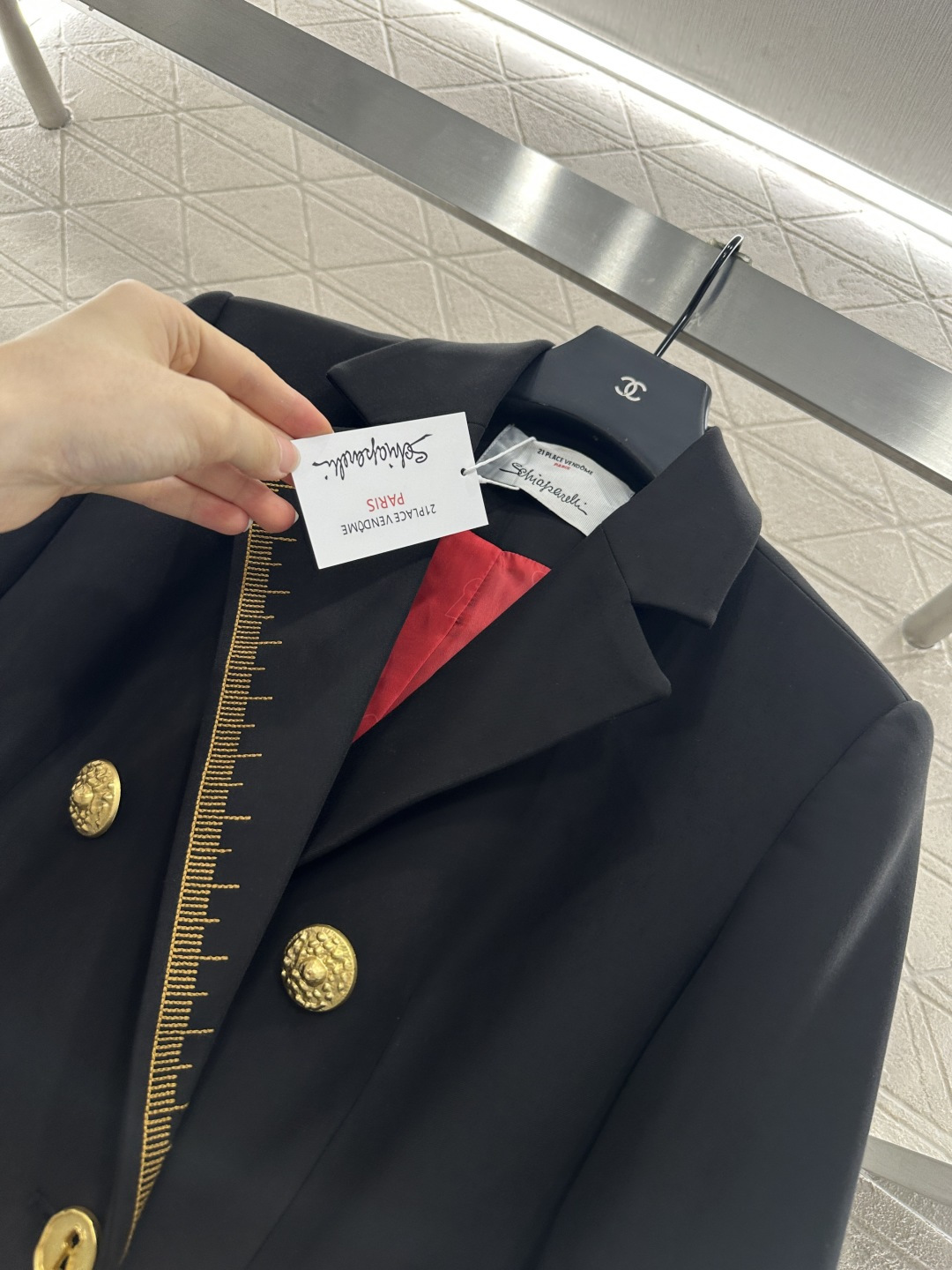 ♥Csh*♥2025新品上架
   翻领双排扣风衣外套
定制YB进口全棉风衣材质 质感高级 品相绝佳 长