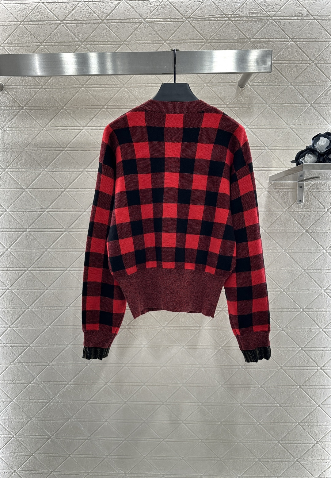 ♥Louis Vuitto*♥2025新品上架
       格纹针织开衫
定制YB羊绒羊毛纱线织造 柔