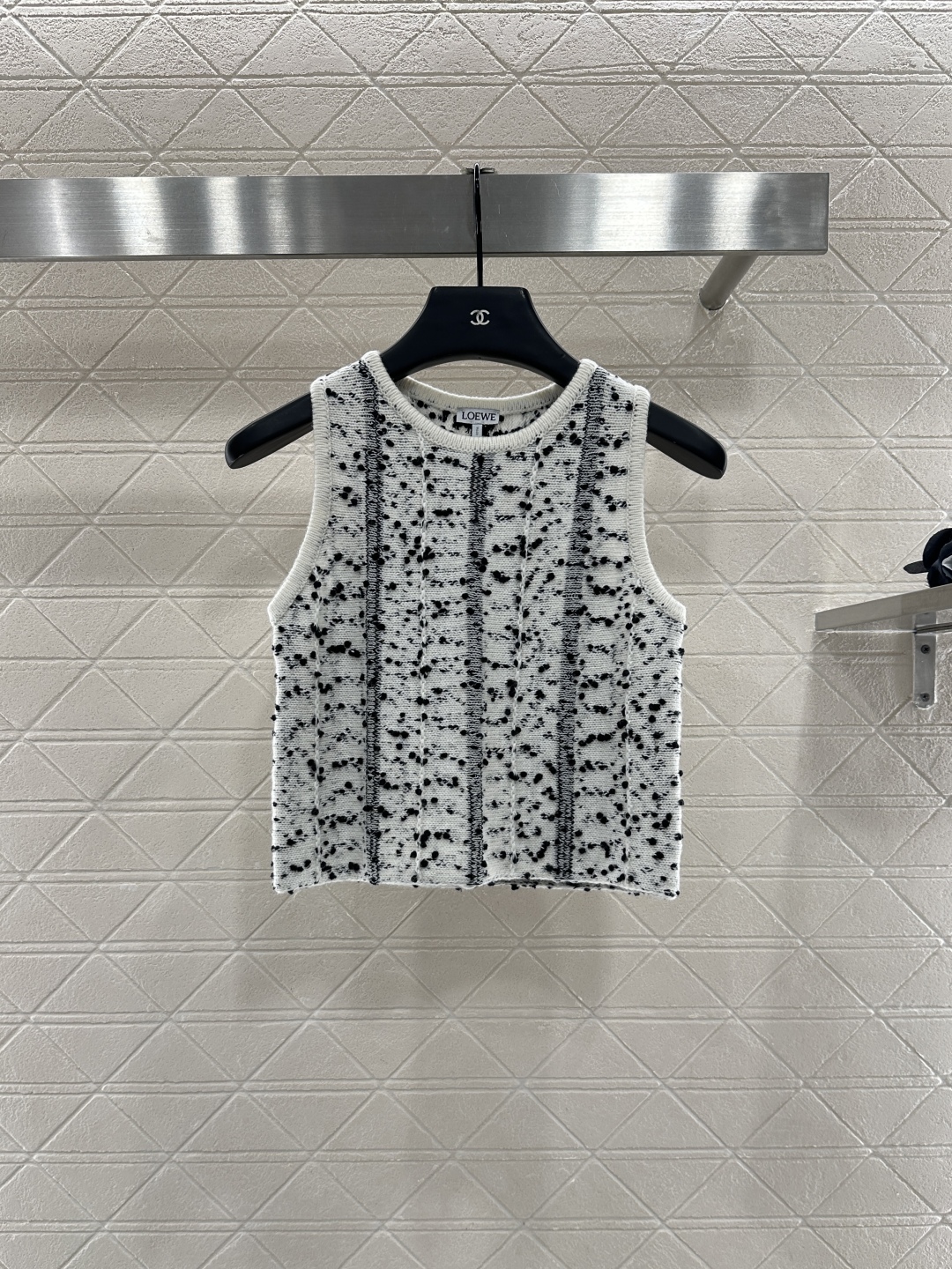Loewe Women's Wool Knit Vest with Dotted Pattern - Comfortable & Stylish 2 cmp i1756218388872 6308 0 0
