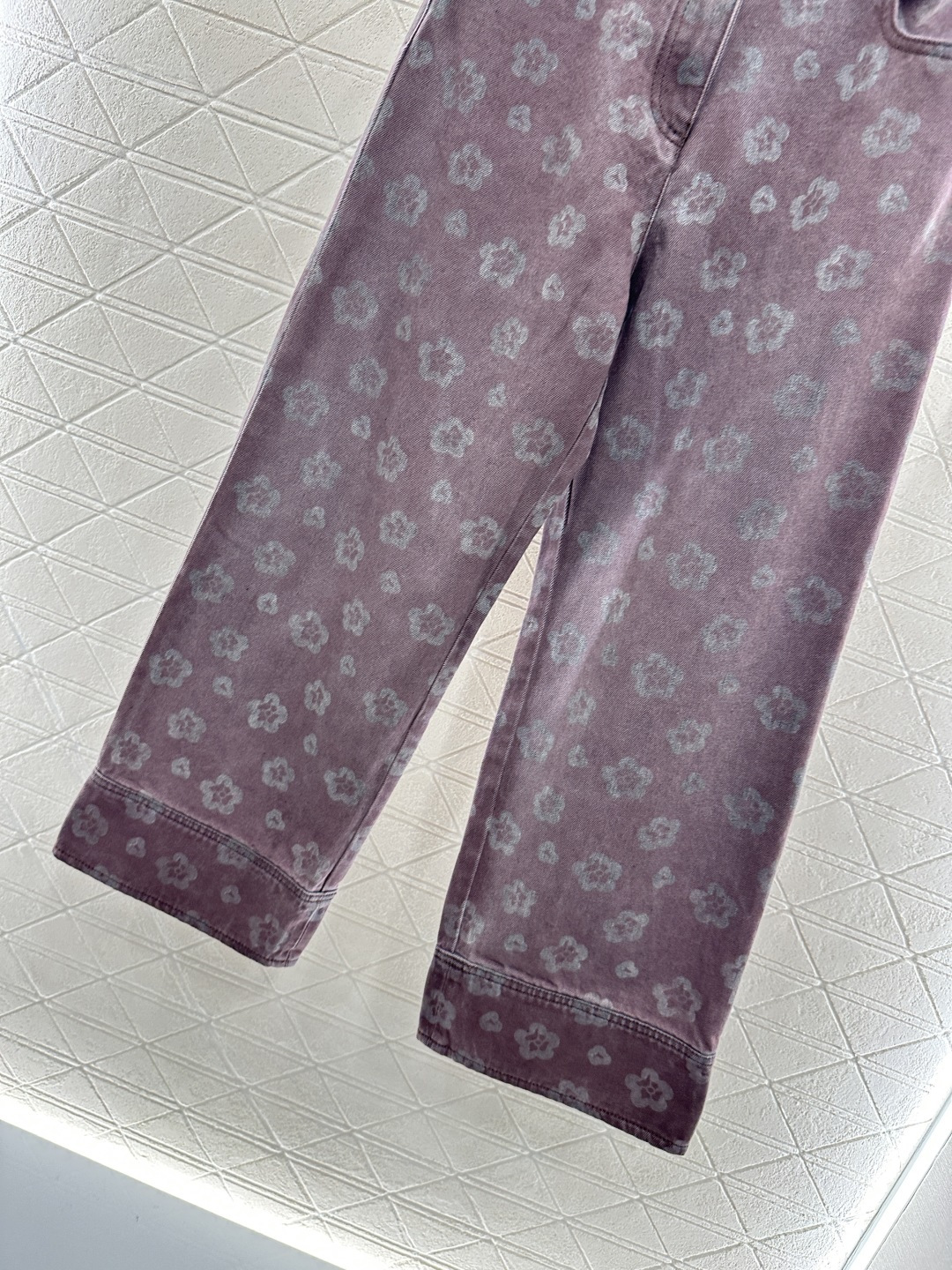 ♥Chane*♥2025新品上架 直筒激光牛仔长裤定制YB斜纹棉牛仔材质 多重水洗 呈现出挺括质感 直筒