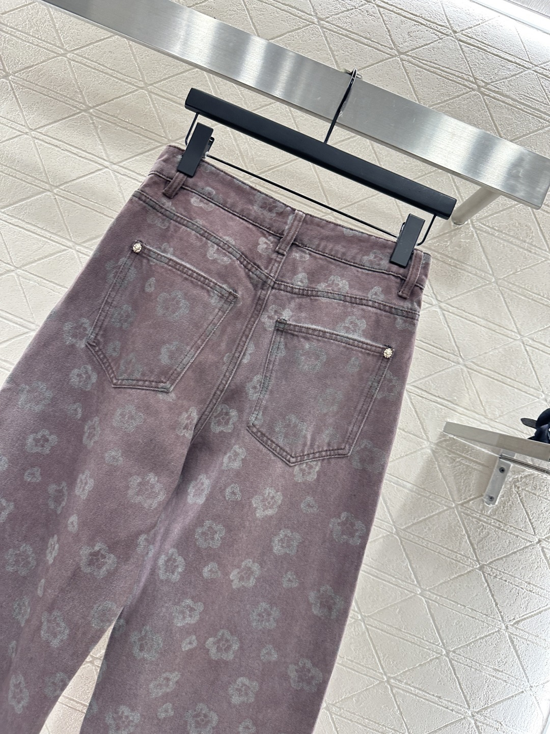 ♥Chane*♥2025新品上架 直筒激光牛仔长裤定制YB斜纹棉牛仔材质 多重水洗 呈现出挺括质感 直筒