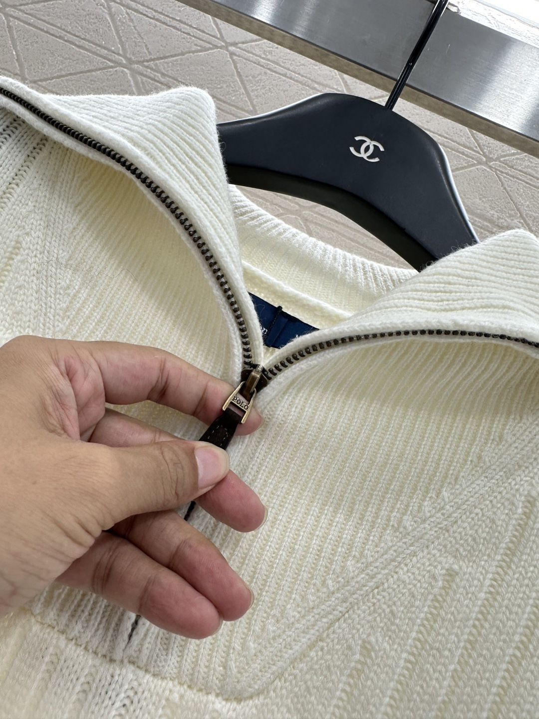 ♥RalP。h Lauren*♥2025新品上架
        拉链针织毛衣
定制YB羊绒羊毛纱线织造