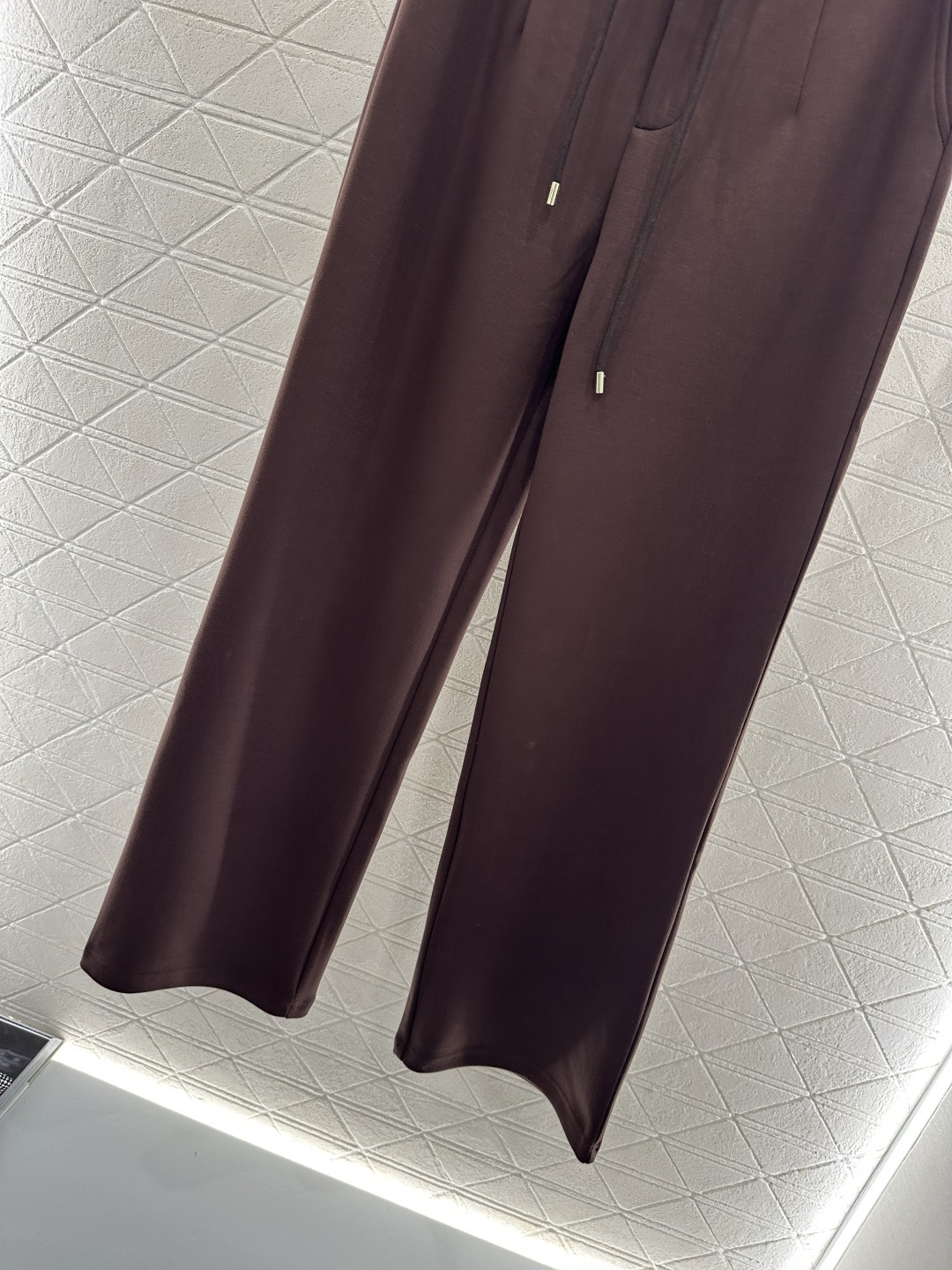 ♥Louis Vuitto*♥2025新品上架
     抽绳西装直筒长裤
定制YB进口棉感材质 质感细